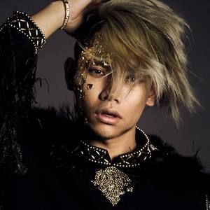 Meet your Posher, Khang